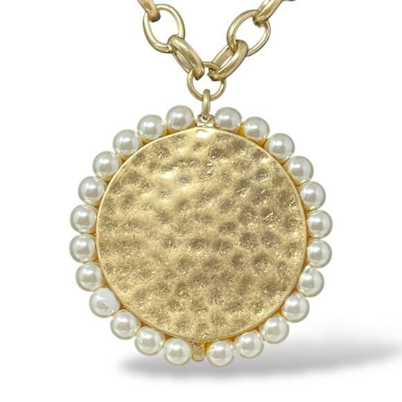 Chico’s Abilene Pearl-Trim Hammered Gold Statement Pendant Necklace | NWT - Picture 2 of 7